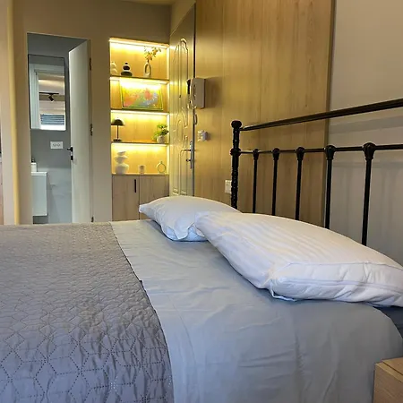 Apartment Piazza Center Chic App - Enjoy Travel Tirana