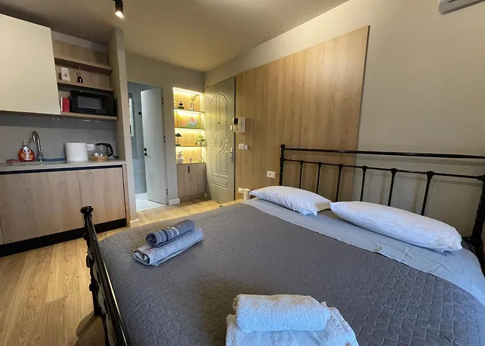 Piazza Center Chic App - Enjoy Travel *