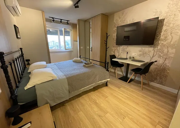 Apartmán Piazza Center Chic App - Enjoy Travel *